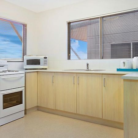 Morse Court Apartments Карата Екстериор снимка