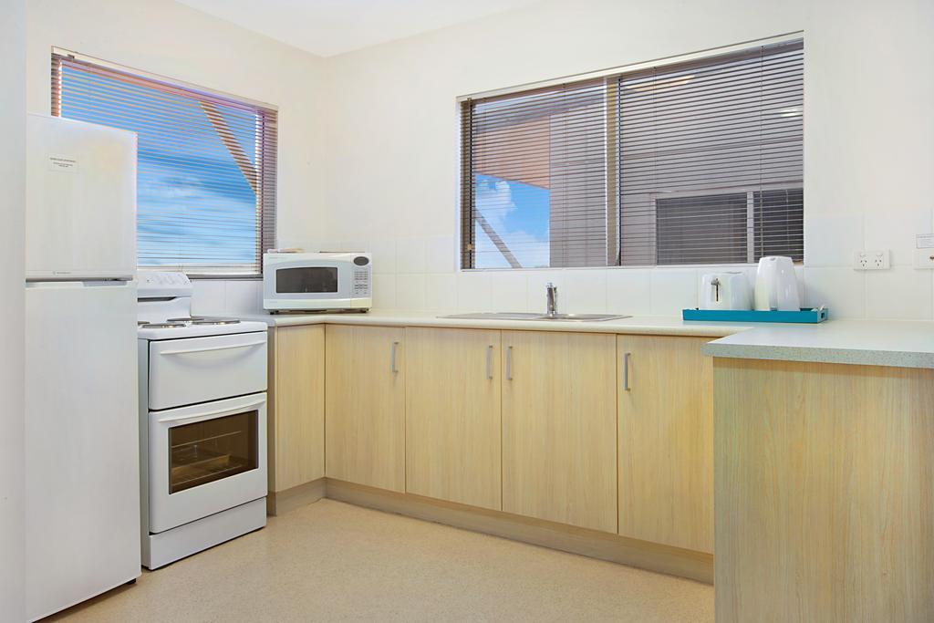 Morse Court Apartments Карата Екстериор снимка